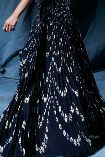 Look 73